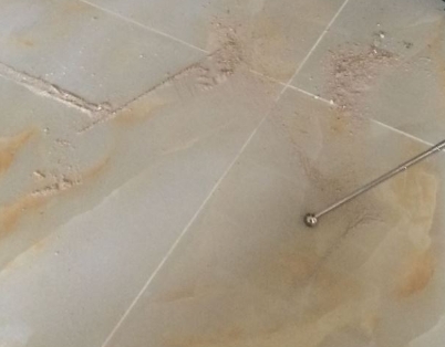 宝坻瓷砖空鼓维修公司分享粘合剂选择不当在瓷砖铺贴过程中可能导致以下问题
